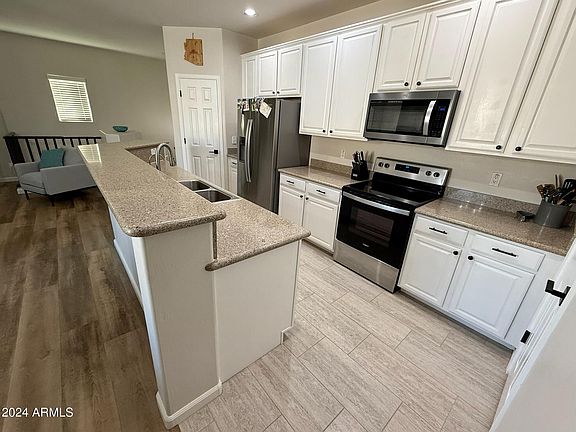 5th image of 1250 S RIALTO Drive S #56