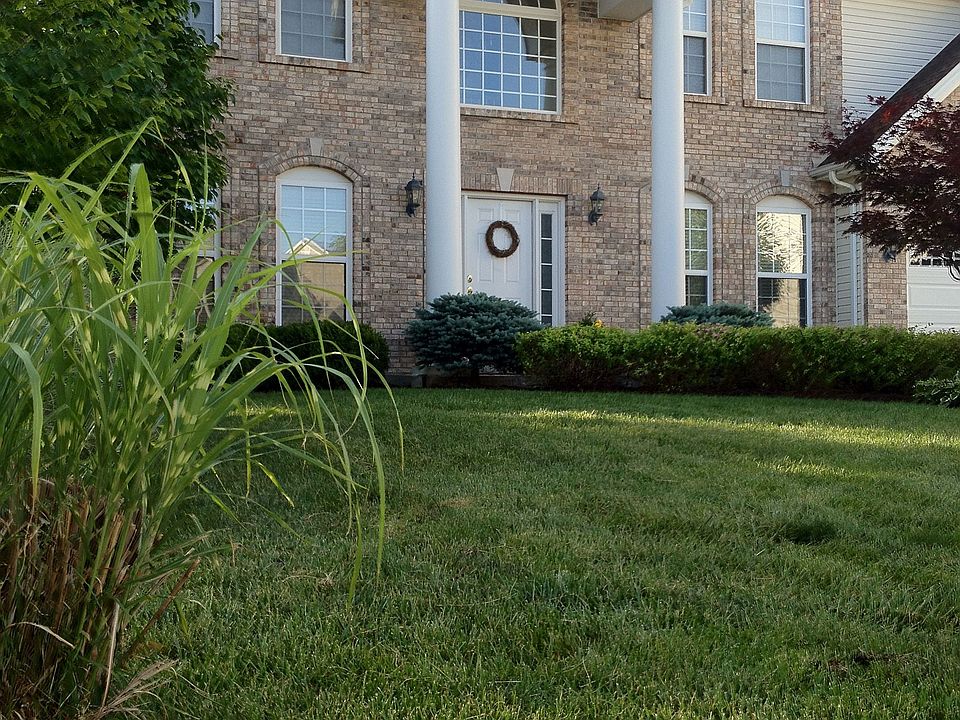 45 Jewel Court, St Charles