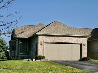 122 Creekwood Cir, Linden, MI