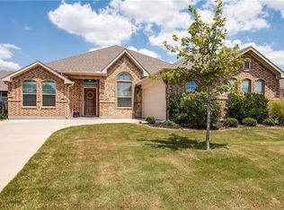 1151 Hickory Park Ln, Forney, TX 75126