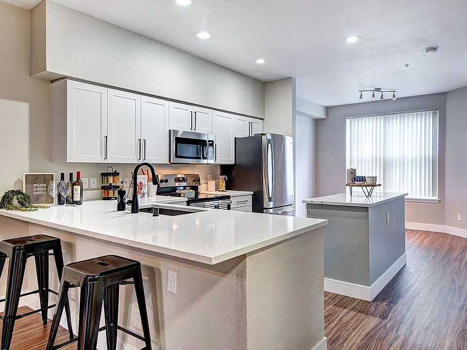 Avignon apartments community photo