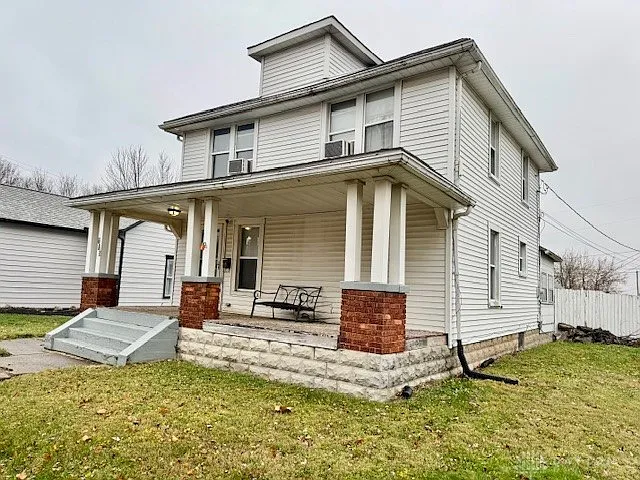 719 Fisk St photo 1