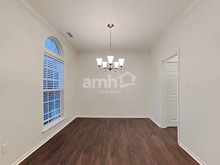 13929 Hatton Cross Dr — Photo 5