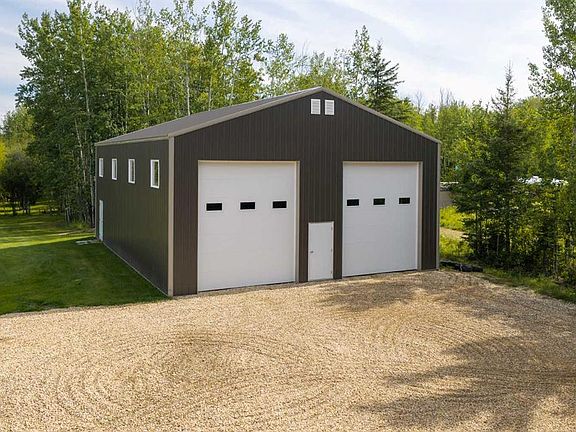 3rd image of 211 W Aspen Dr