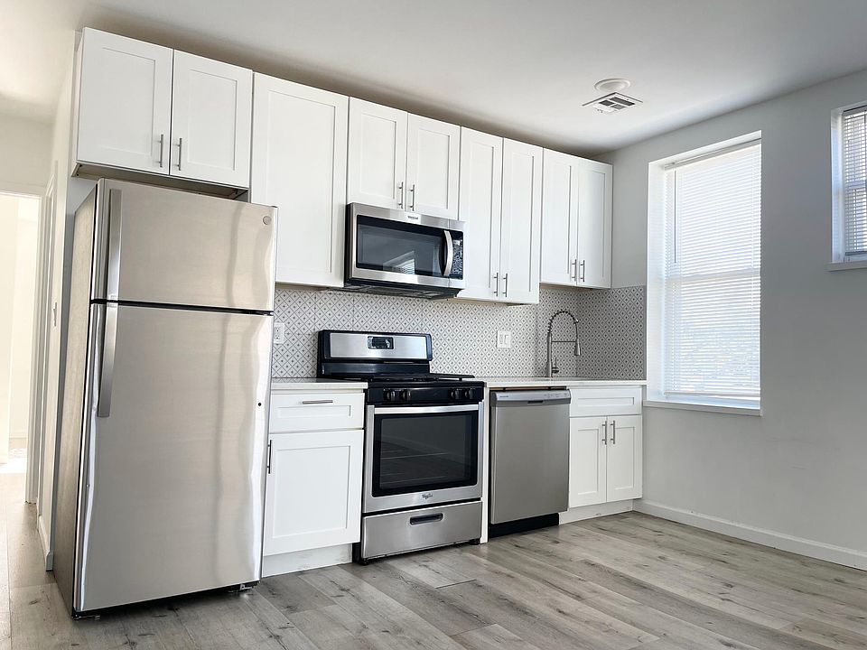 1st image of 5348 Race St Floor 3
