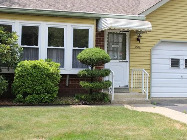 150 Sunset Rd #A, Whiting, NJ 08759