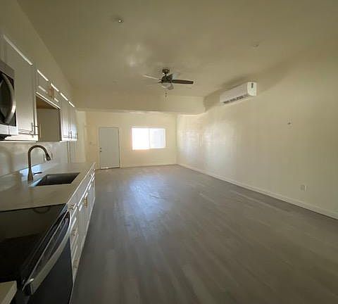 Spacious living and dinning