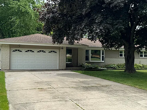 5322 S Menard Dr Photo 1