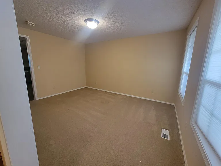23713 NW Hillhurst Rd — Photo 17