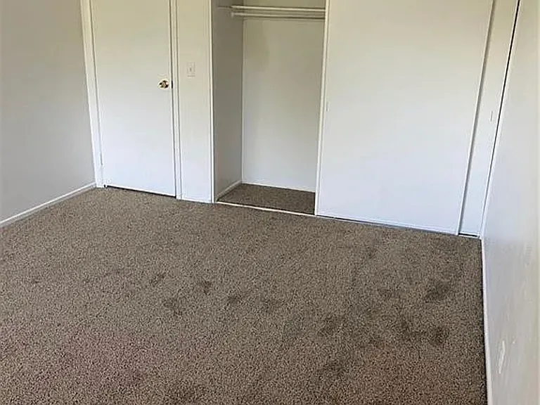1470 Elizabeth Ave #2 — Photo 7