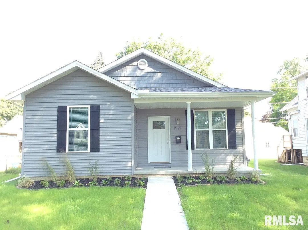 1527 36th St photo 1