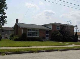 2001 Raymond Ave, Latrobe, PA