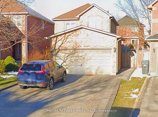 3702 Densbury Dr #BASEMENT, Mississauga, ON L5N 6Z1