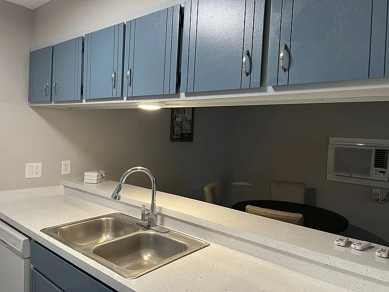 4005 NW Ozmun Ave #B2 — Photo 6