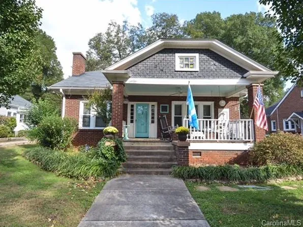 118 Bost St, Statesville, NC 28677