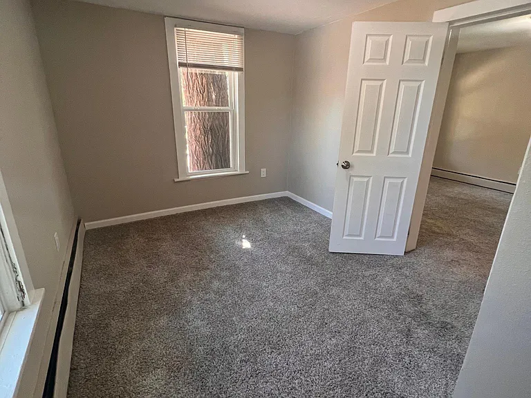 926 N Corona St — Photo 7