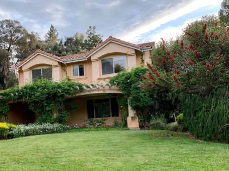 116 Granada Way — Photo 3