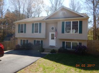 11921 Hunting Ridge Dr, Fredericksburg, VA 22407