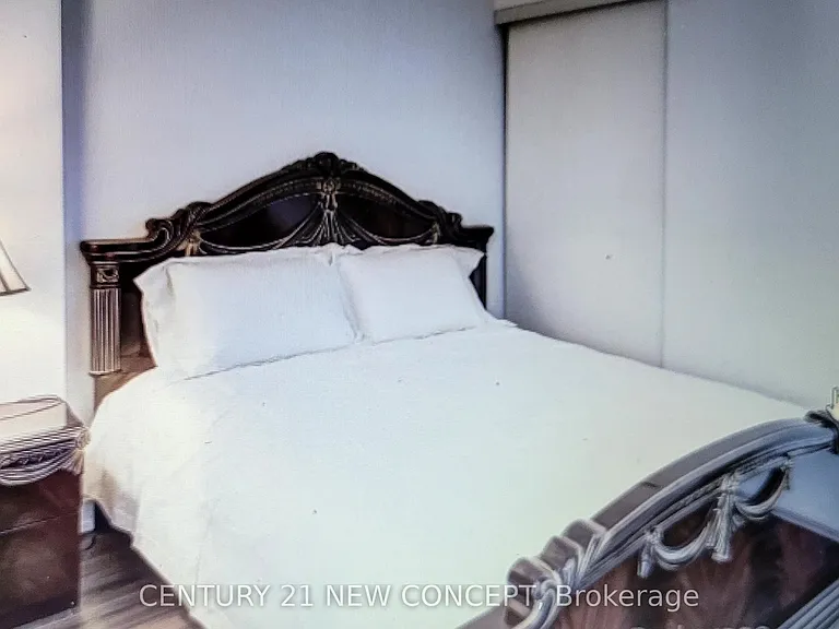 20 Edward St #2221 — Photo 4