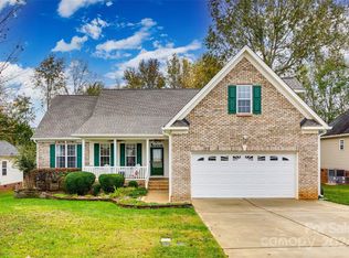 1346 Plantation Hills Dr, Rock Hill, SC 29732