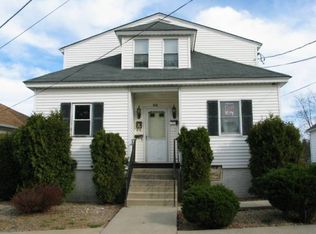 517 W Mary St APT 3, Old Forge, PA 18518