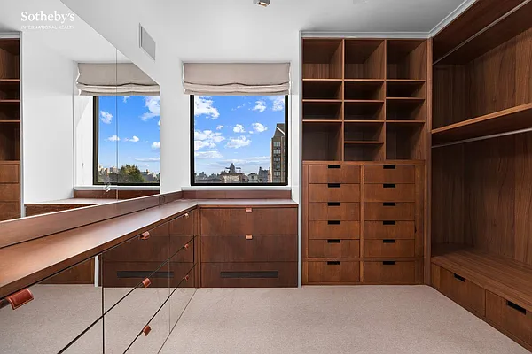 Rented by Sotheby's International Realty | media 34