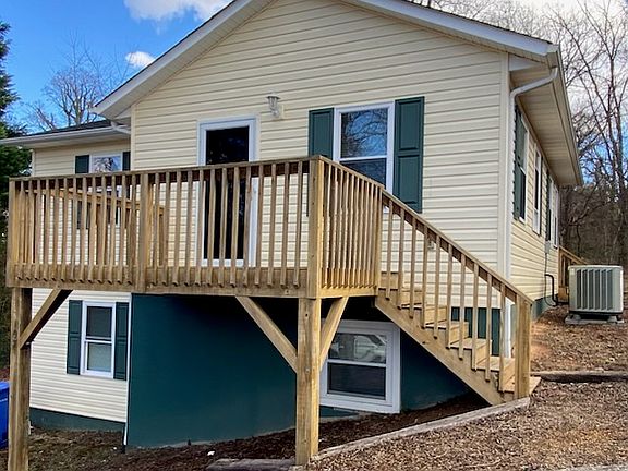 4th image of 107 Riverside Dr