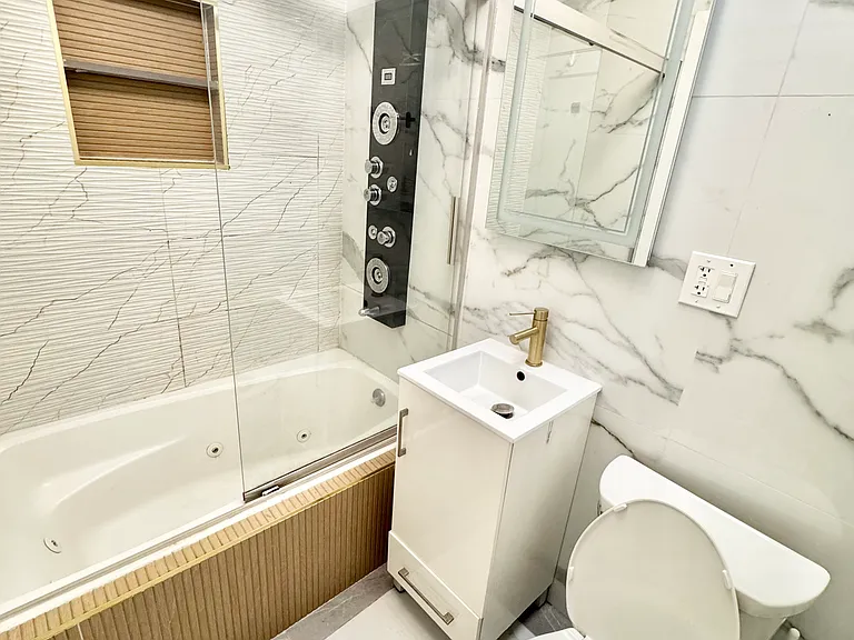 223 Washington Ave #1 — Photo 14