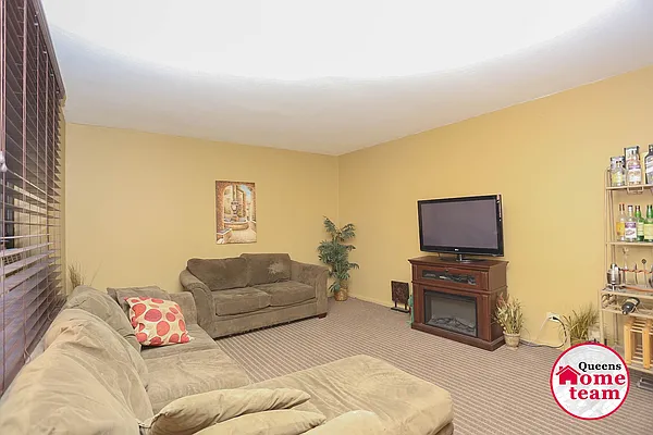 Sold by Keller Williams Realty Landmark II | media 4