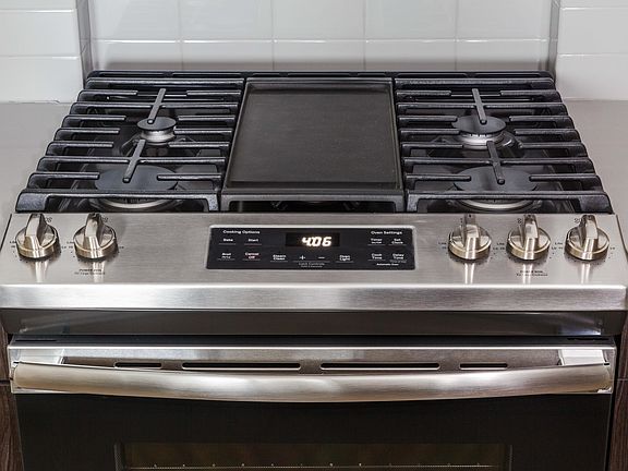 5th image of 147-40 Archer Ave #416