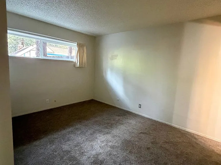 1128A Herbert Ave — Photo 14