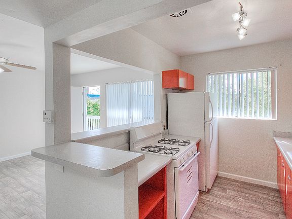 ranchatmidkitchen_11182014