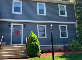 30 Pintail Cir, South Windsor, CT 06074