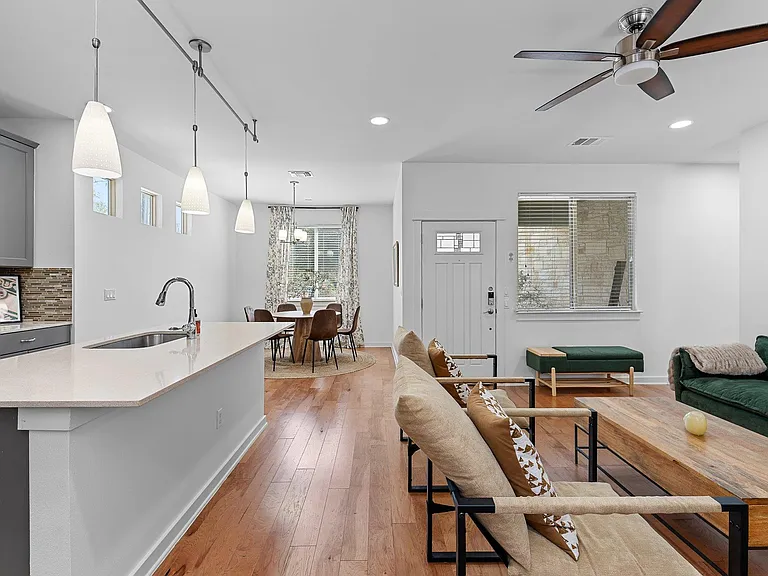 4408 Banister Ln #B — Photo 10