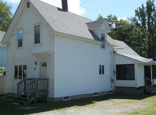 35 County Rd, Milford, ME 04461