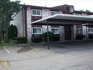 1st image of 7360 Woodview St