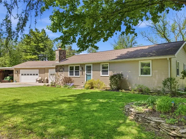 200 Spring St, Caledonia, NY 14423