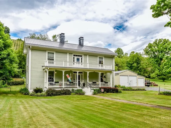 16215 N NC-194 Highway, Lansing, NC 28643