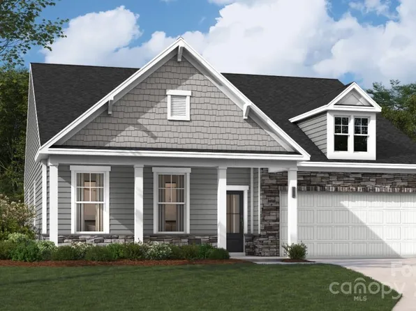 960 Exeter Dr, Sherrills Ford, NC 28673