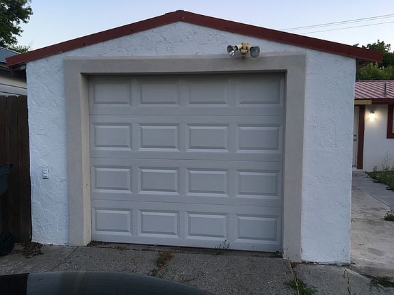 2nd image of 1350 Winston Pl