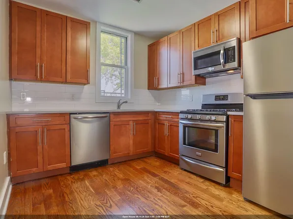 824 Washington Street image 1 of 13