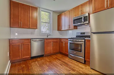 824 Washington Street, #4