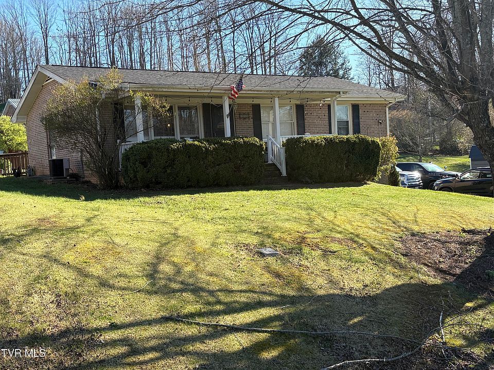 1st image of 19324 Woodland Hills Rd