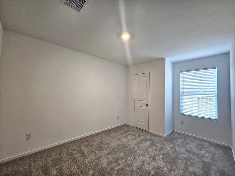 3132 Sunset Glory Dr — Photo 17