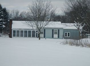 17 Homestead Rd, Grantville, PA 17028