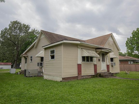 2nd image of 2310 S 28th St