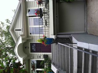 8025 18th Ave NE, Seattle, WA 98115