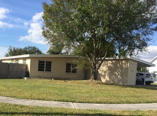 775 Carissa Dr, Royal Palm Beach, FL 33411