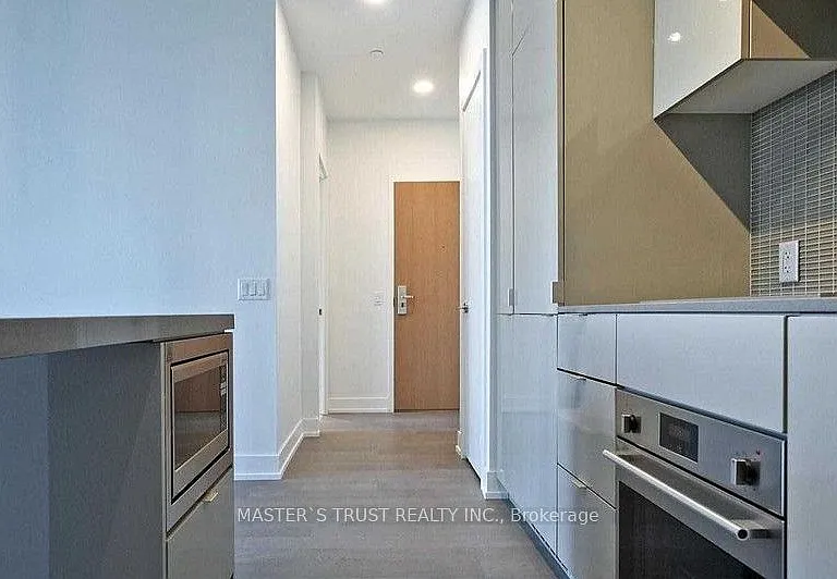 7 Grenville St W #5203 — Photo 5