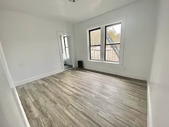 1342 East 18th Street, #C11